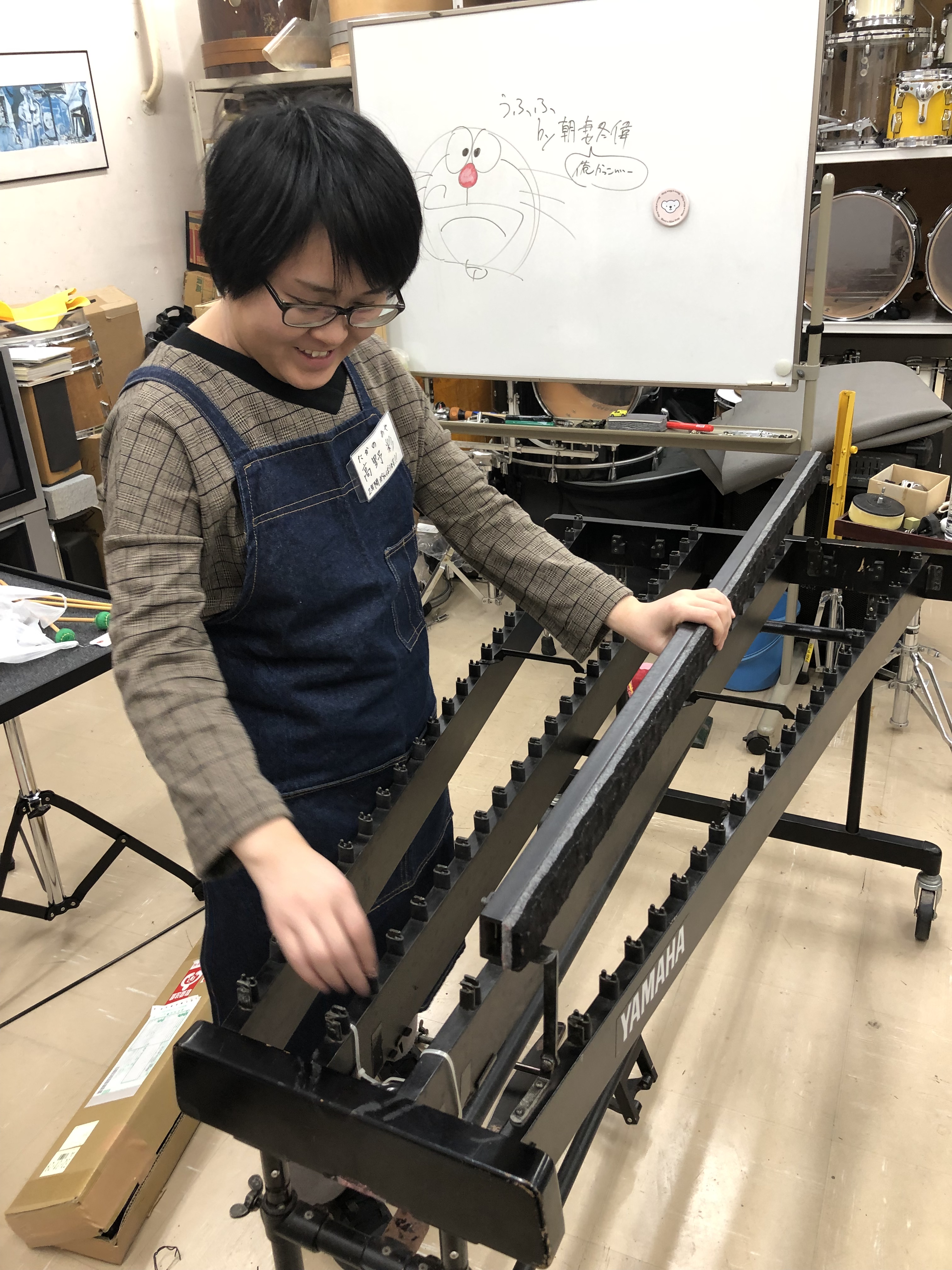 ビブラフォンのモーター修理・調整も学内で実施！   東京の音楽学校